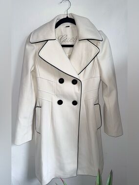 Guess Ivory Double-Breasted Trench Coat with Black Piping Size XS